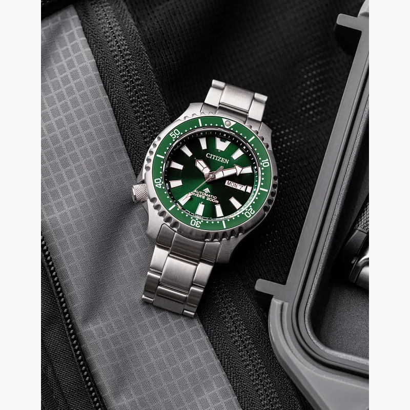 Promaster Dive Automatic Green Dial Stainless Steel Bracelet Promaster Dive Automatic Green Dial Stainless Steel Bracelet